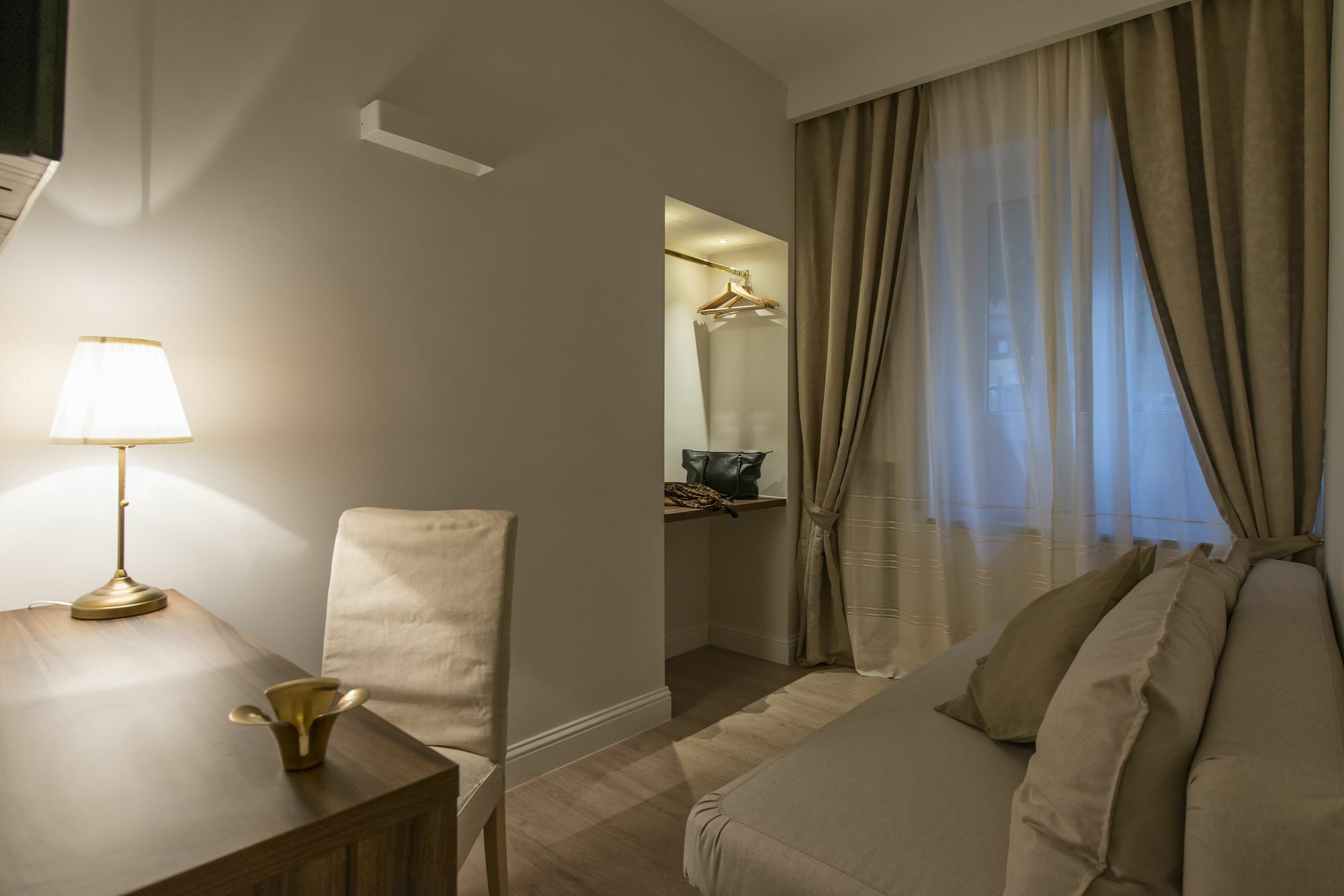 Aruna Suites Rzym Zewnętrze zdjęcie